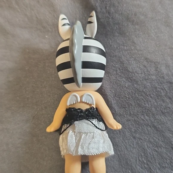 Sonny Angel Zebra 100% Authentic - Picture 4 of 10